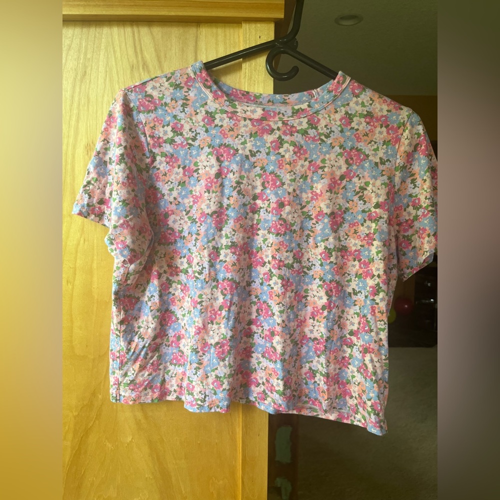 Old Navy, M cropped tee